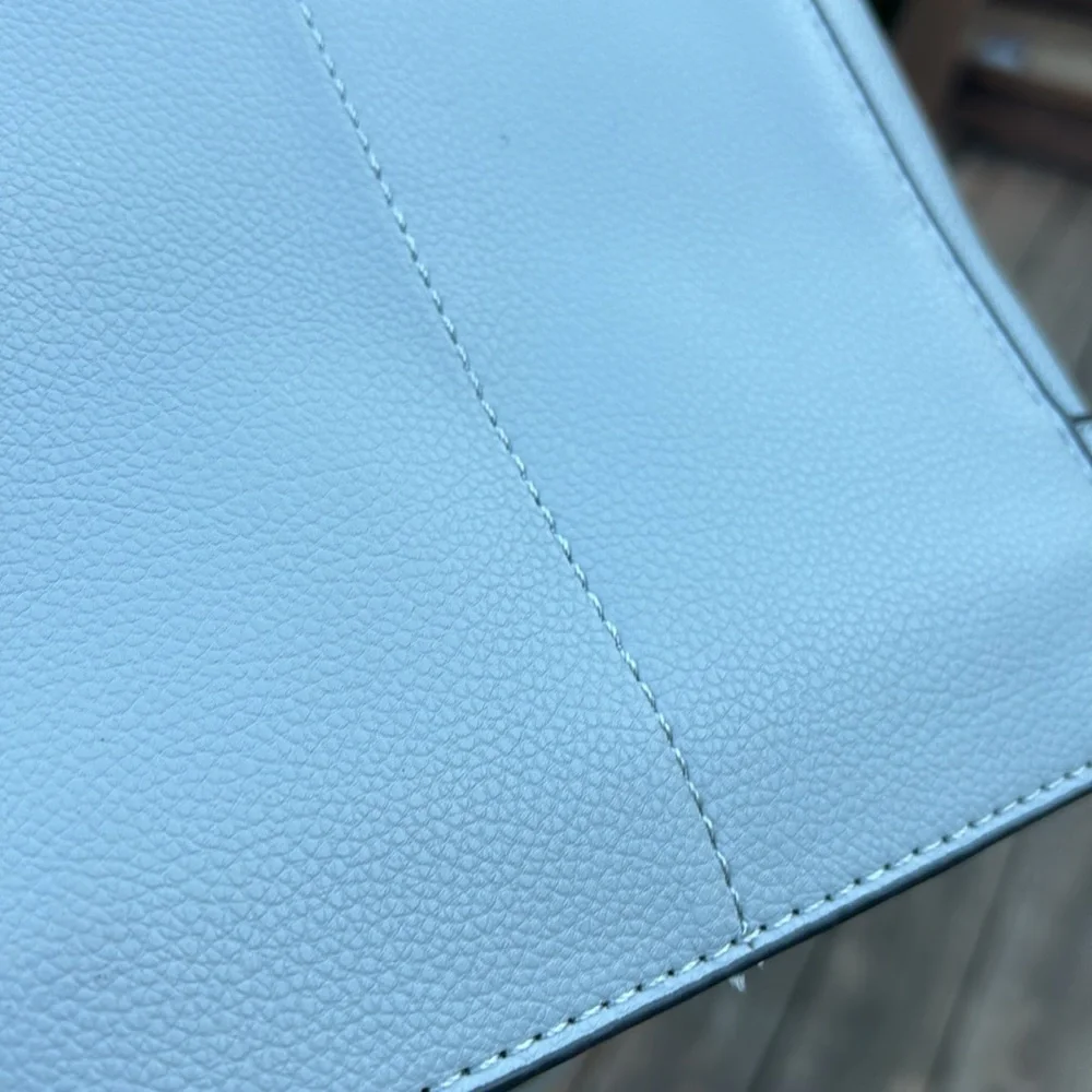 Dog Carrier in PU LEATHER light blue crossbody/tote